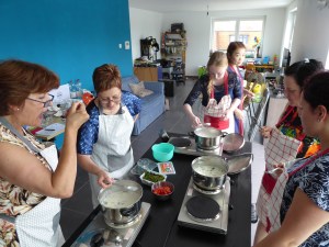 Foto van Thaise soep proeven