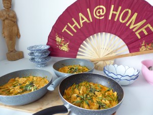 Foto van Thaise waaier met Thaise rode curry