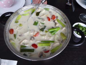 Foto van Thaise kippensoep met kokosmelk