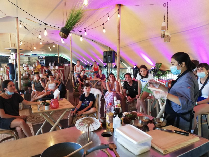 Thaise kookles met families